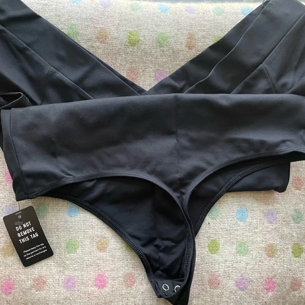 Express Bodysuit - Picture 3 of 6
